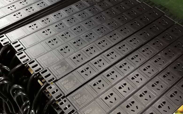 標準PDU插座 1U 8位國標5孔10A輸出 